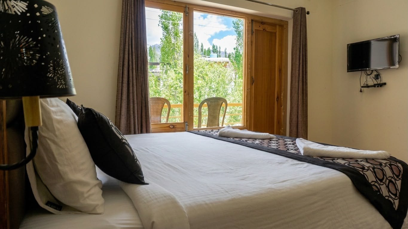 Deluxe Double Room with Balcony
